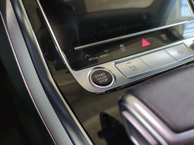 Audi Q8 50 TDI 286 CV quattro tiptronic Sport