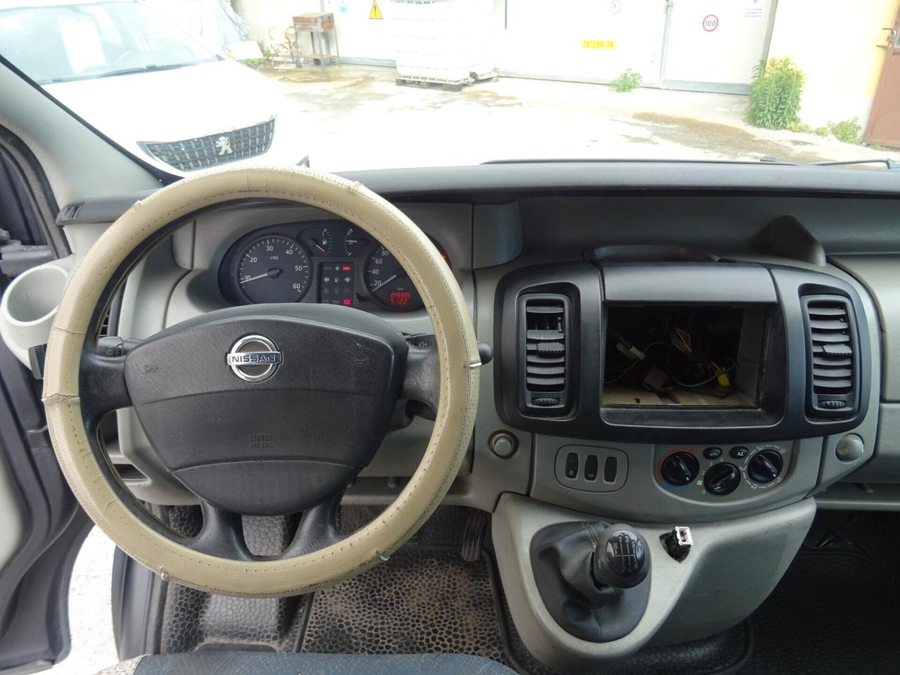 Nissan Primastar 1.9 dCi/100 GANCIO DI TRAINO
