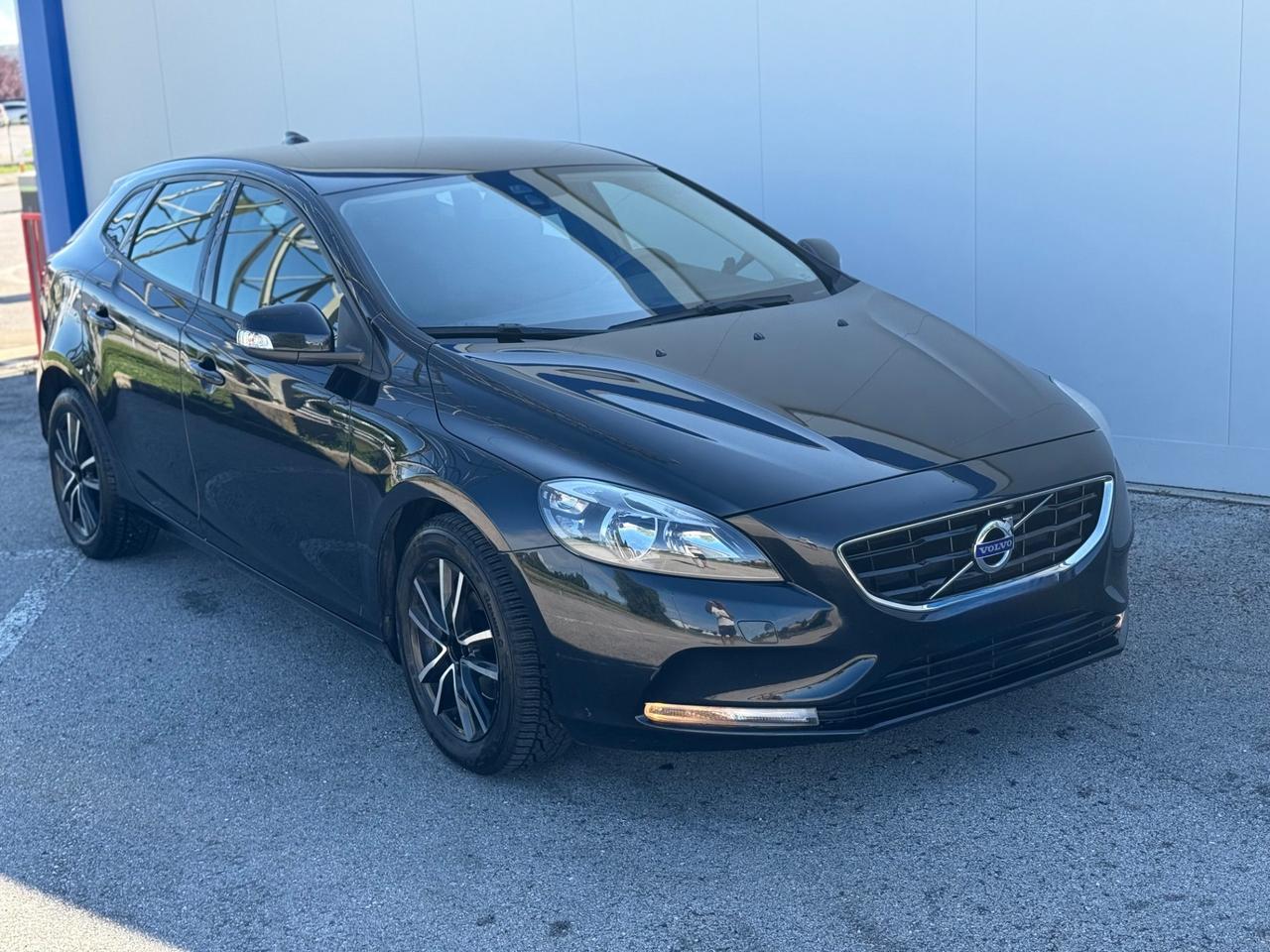 Volvo V40 D2 1.6