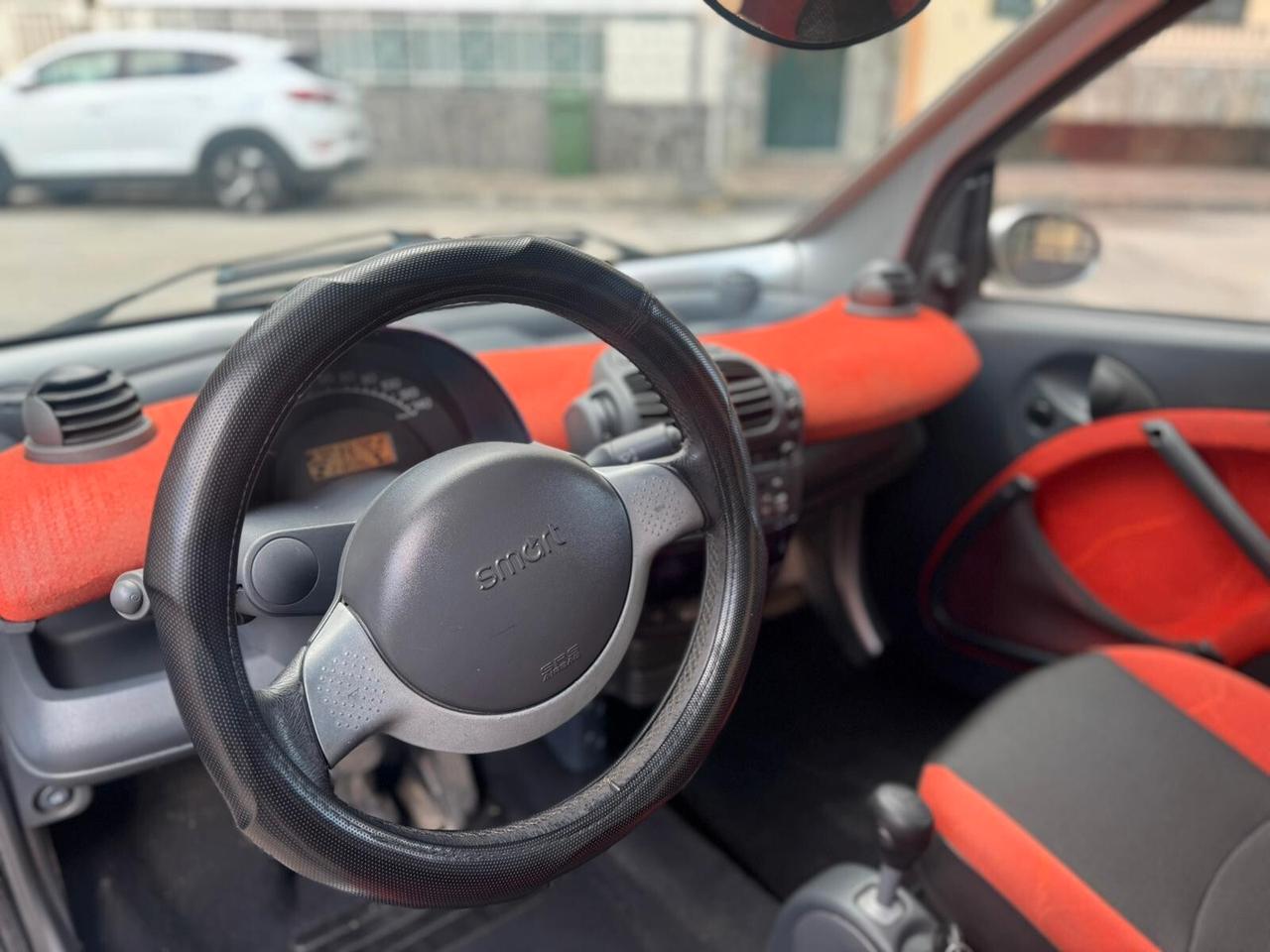 Smart ForTwo 700 coupé pure