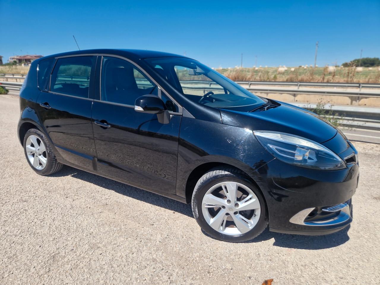 Renault Scenic Scénic XMod 1.5 dCi 110CV Live