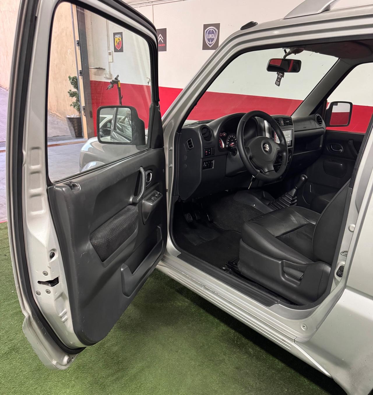 Suzuki Jimny 1.5 DDiS cat 4WD JLX Più