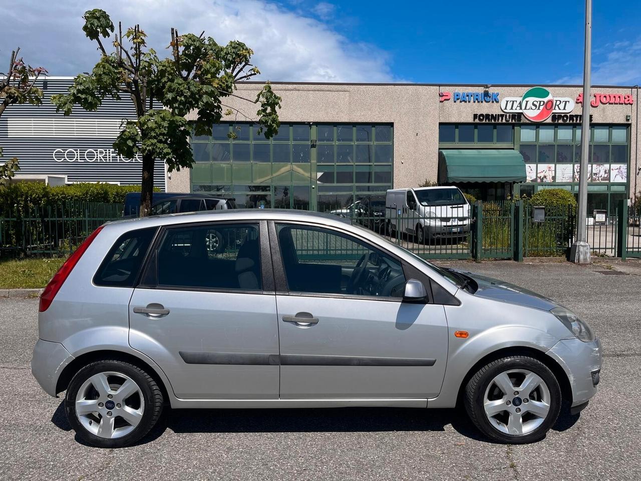 Ford Fiesta 1.4 TDCi 5p. Ghia