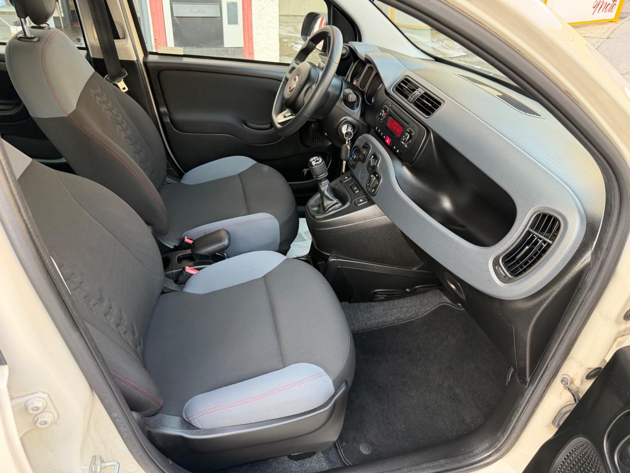 FIAT PANDA 1.2 NEOPATENTATI KM 64 MILA !!!