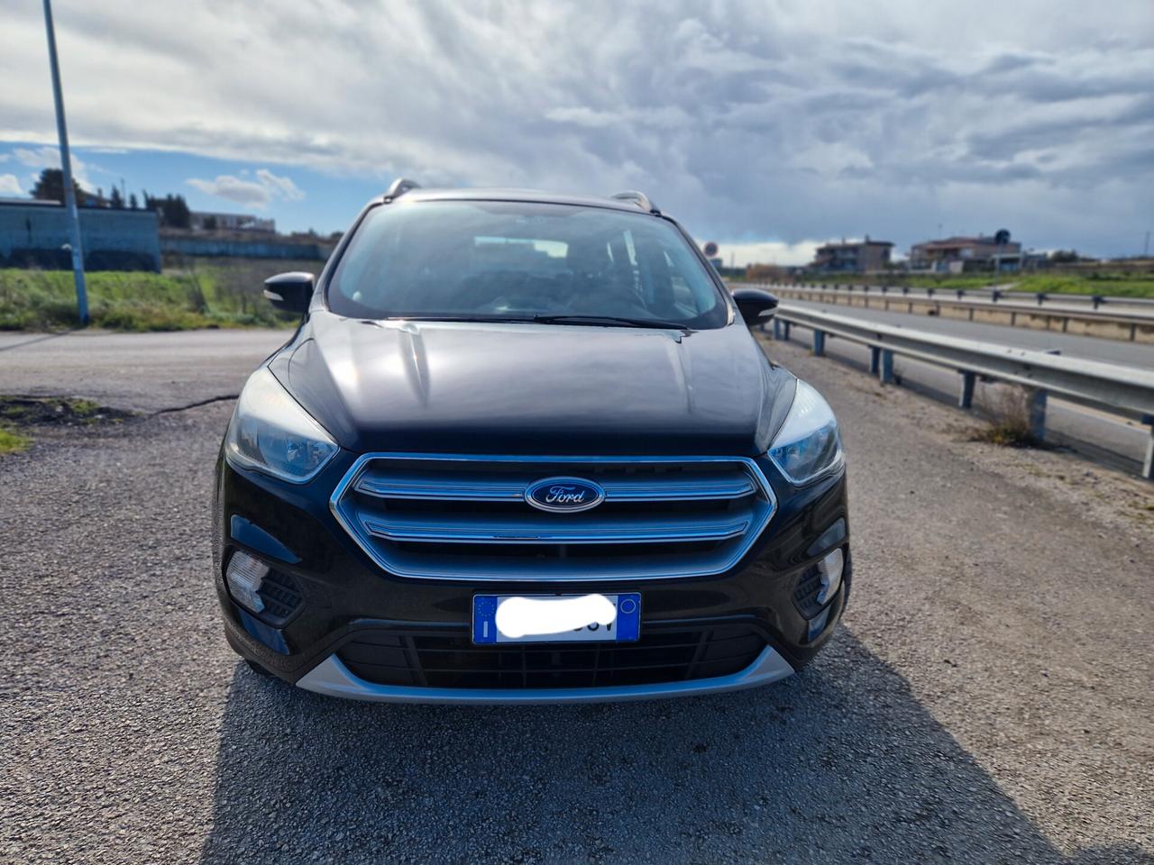 Ford Kuga 1.5 TDCI 120 CV S&S 2WD Business