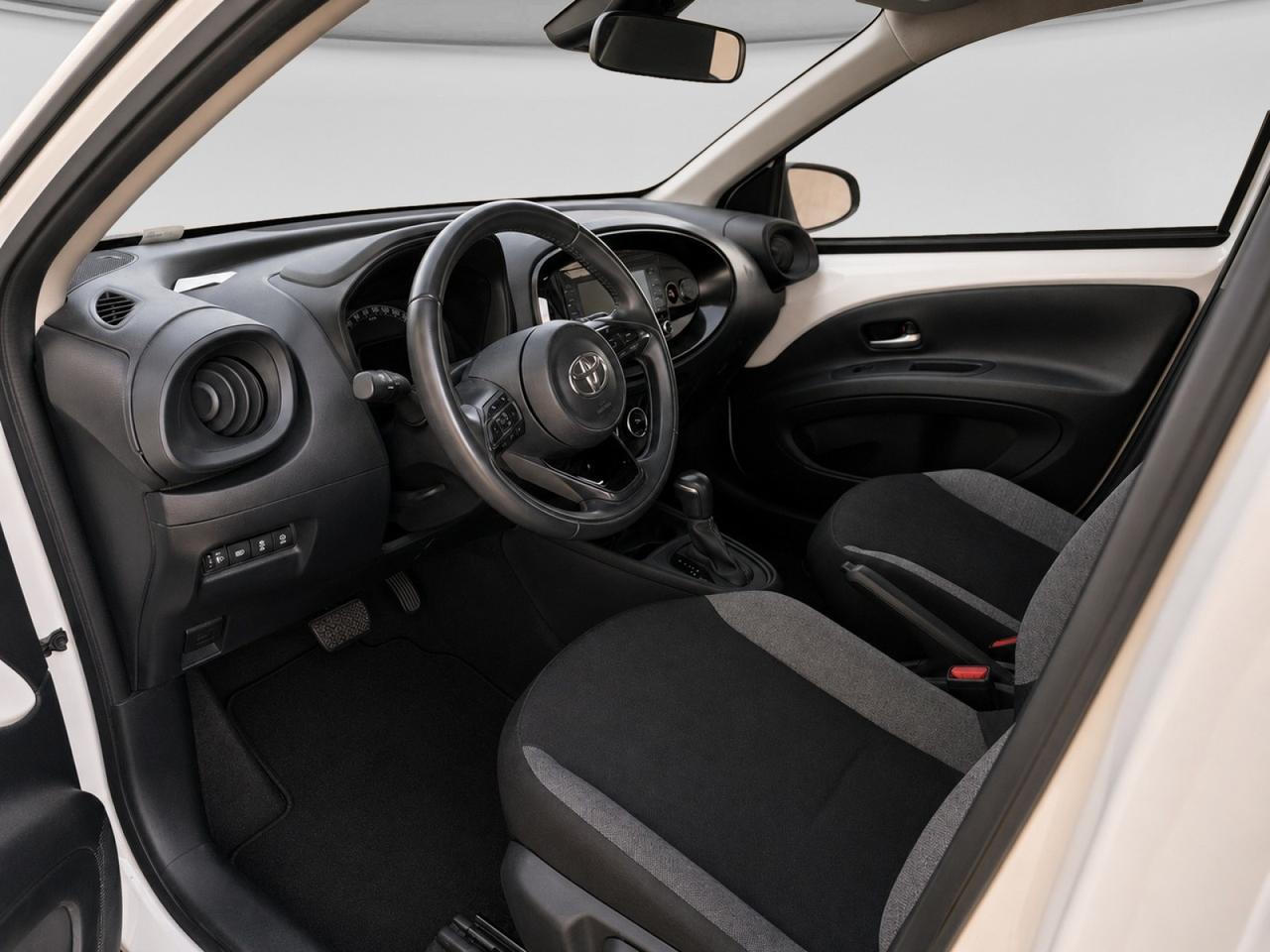 TOYOTA Aygo X Air - Aygo X 1.0 Lounge Air 72cv s-cvt