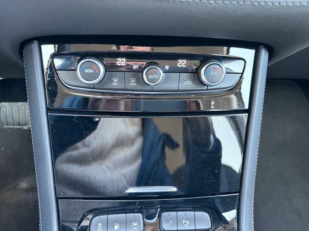 Opel Grandland X 1.6 Hybrid Plug-in aut. FWD Elegance