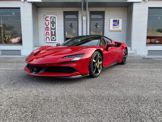 FERRARI SF90 Spider