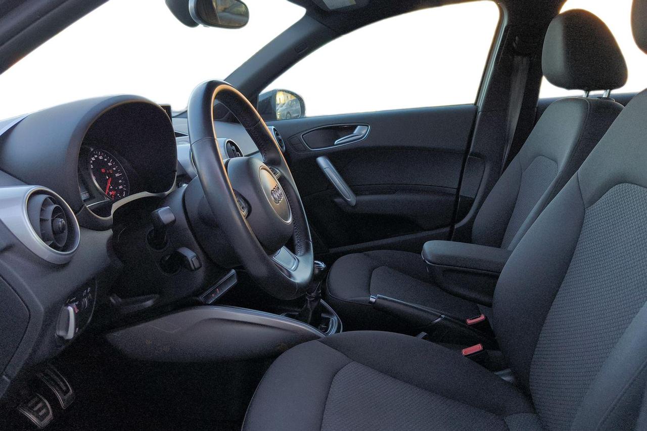 AUDI A1 Sportback 1.4 tdi Metal ultra