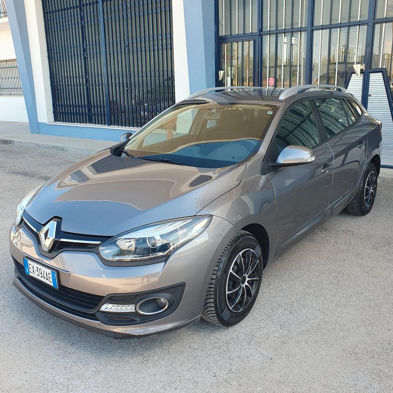 Renault Mégane 1.5 dCi 110CV SporTour Wave