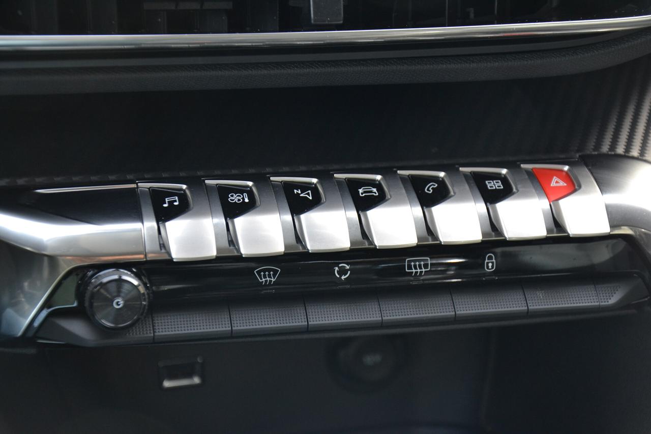 Peugeot 3008 1.5 HDi 130CV 6M ALLURE *KM29000**PREZZO VERO**