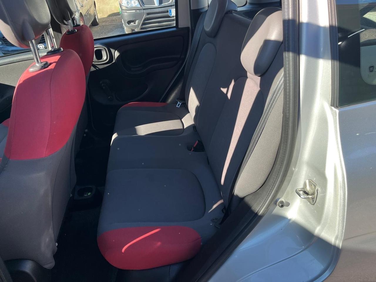 Fiat panda 1.2 gpl lounge-full-10/2012