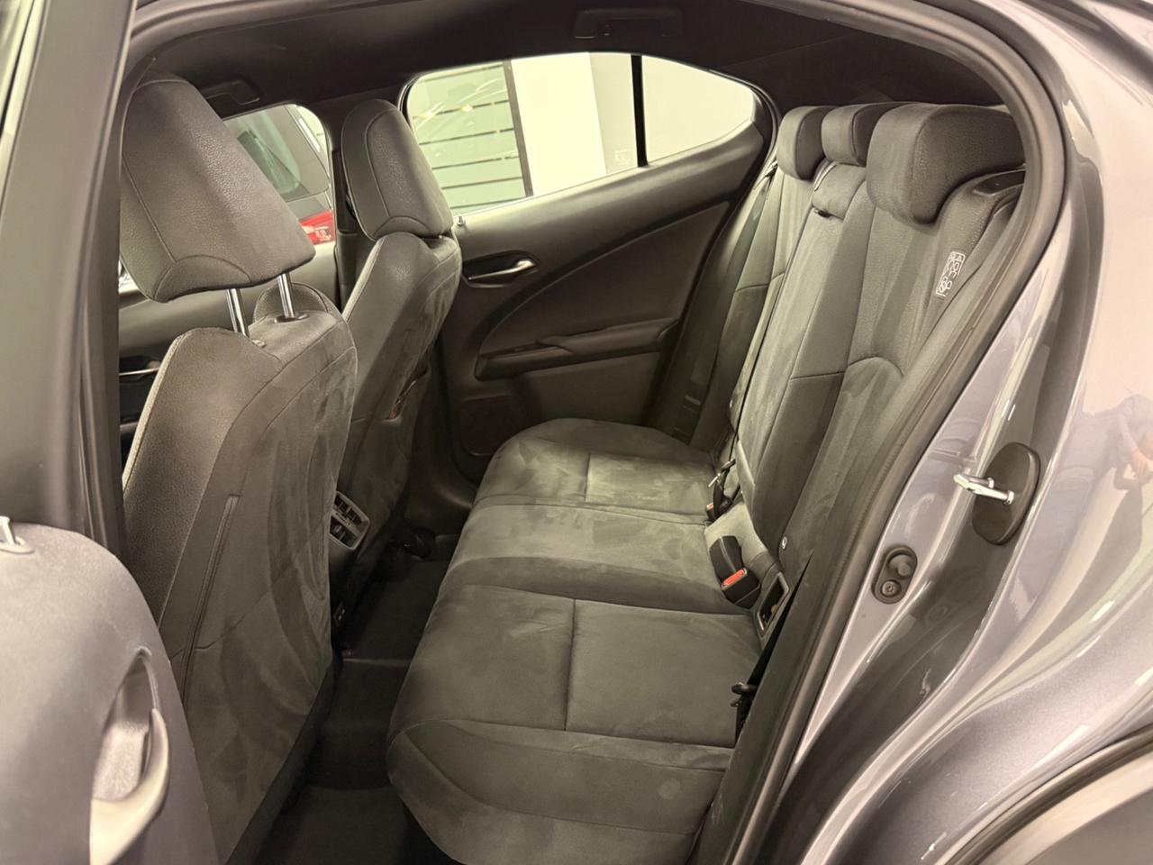 Lexus UX 250h Executive Garanzia 12/24/36