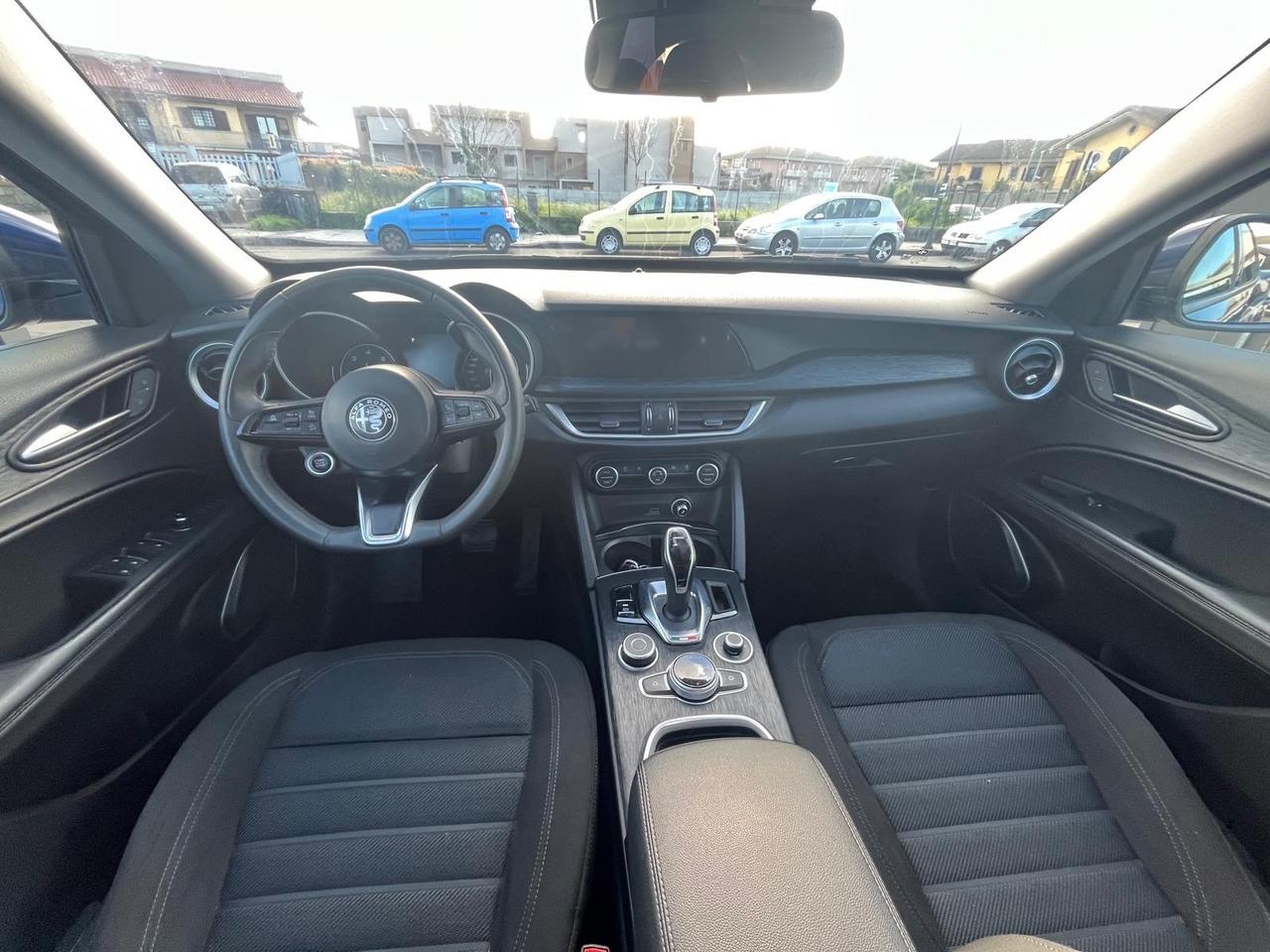 Alfa Romeo Stelvio 2.2 Turbodiesel 160 CV AT8 RWD Business