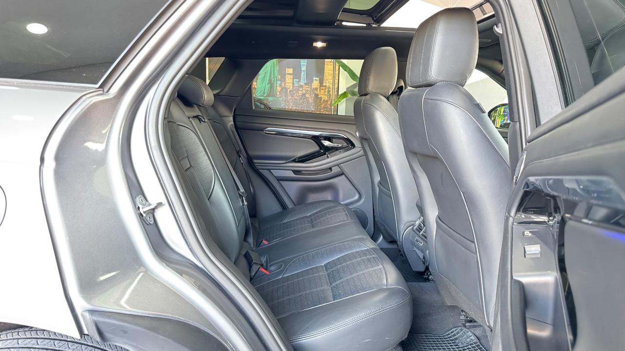 Range Rover Evoque 2.0D I4 204 CV R-Dynamic TETTO APRIBILE