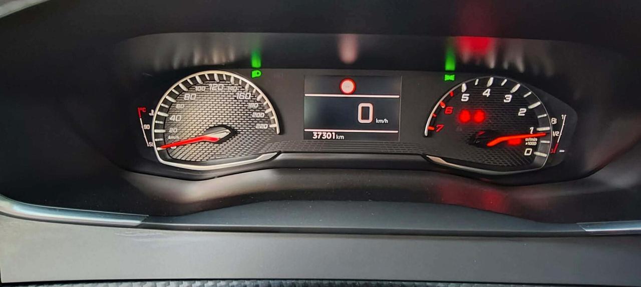 Peugeot 2008 PureTech 100 S&S Active Pack