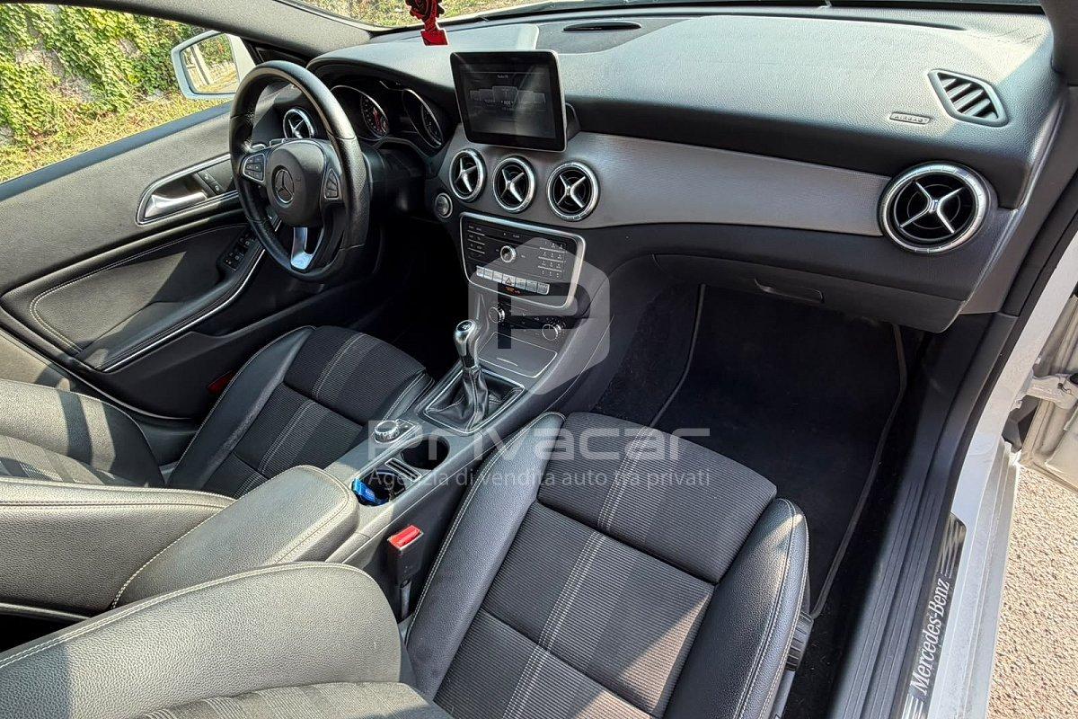 MERCEDES CLA 180 S.W. Premium