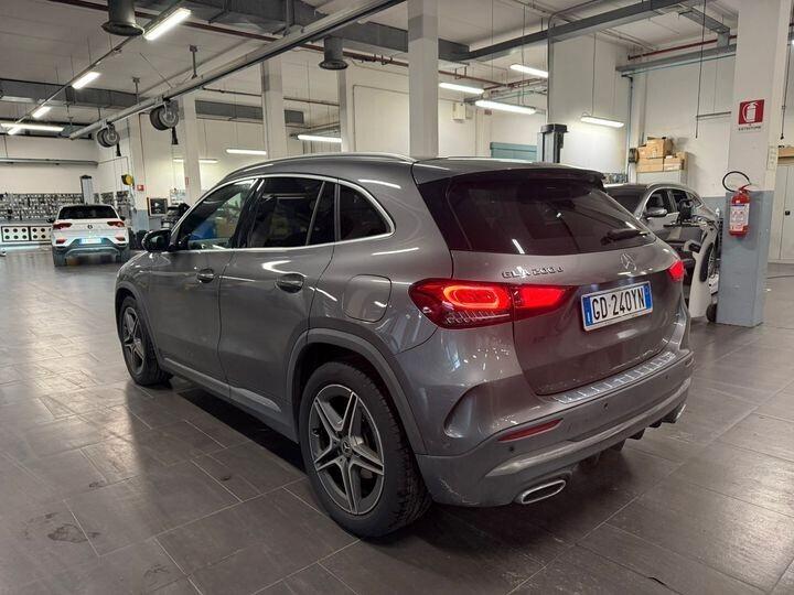 Mercedes-benz GLA 200 180 d Automatic AMG Line Premium