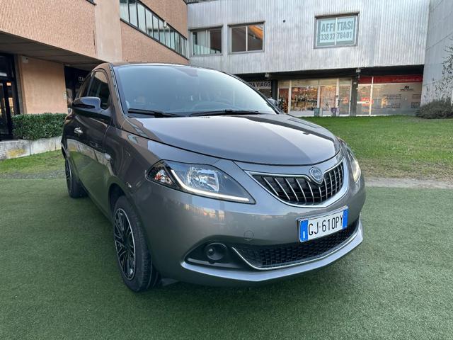 LANCIA Ypsilon 1.0 70CV Hybrid Silver 49000KM OK NEOPATENTATI