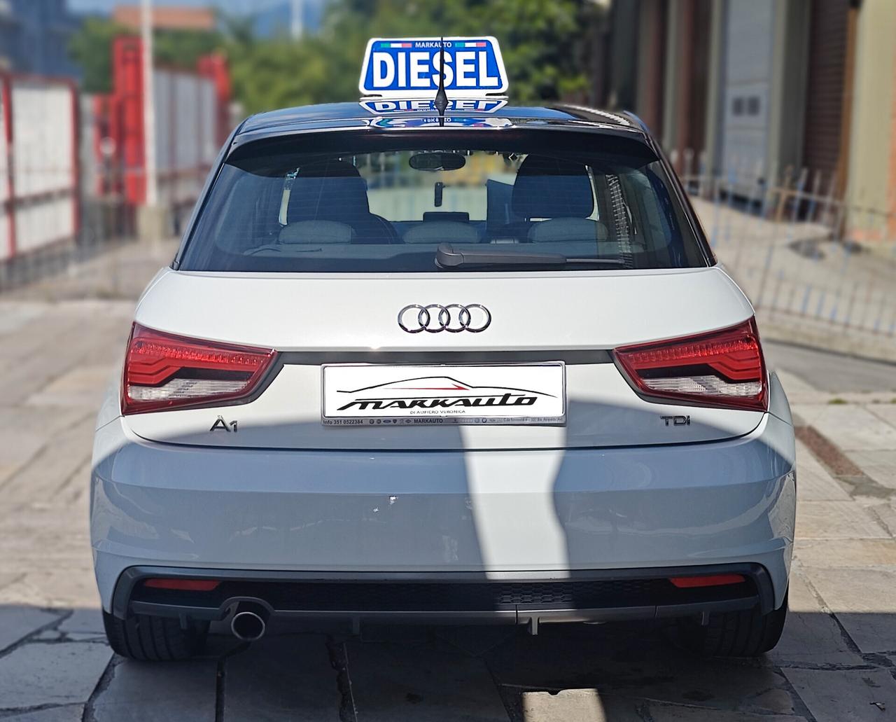 AUDI A1 1.4 TDI 90 CV S-TRONIC S-LINE