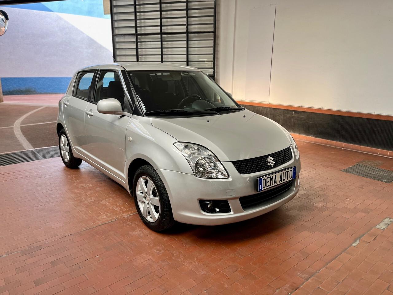 Suzuki Swift 1.3 4x4 5p. GL