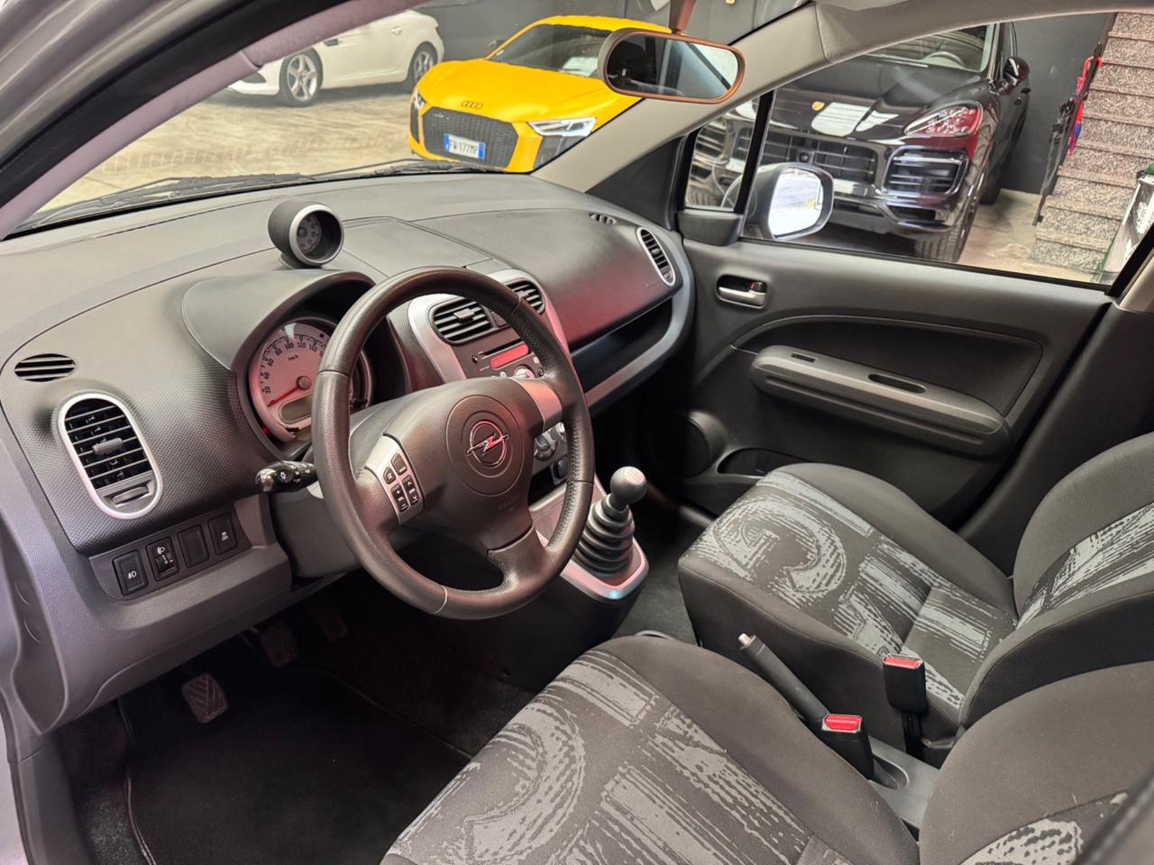 Opel Agila 1.2 16V 94CV Enjoy Neopatentati