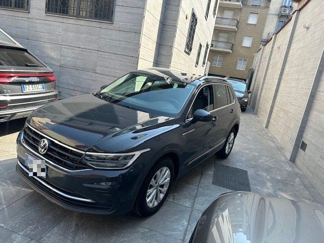 VOLKSWAGEN Tiguan 2.0 TDI 150 CV SCR DSG Life