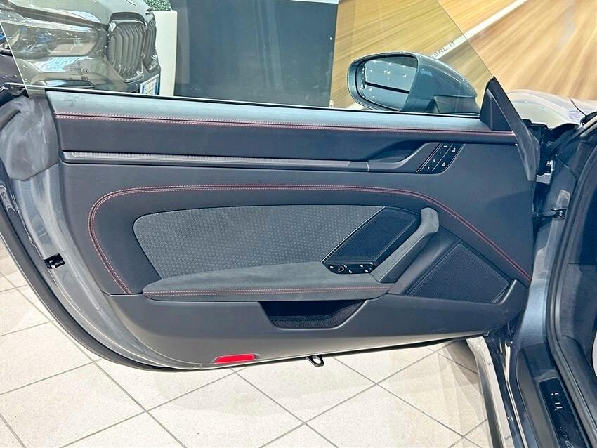 Porsche 911 Carrera GTS