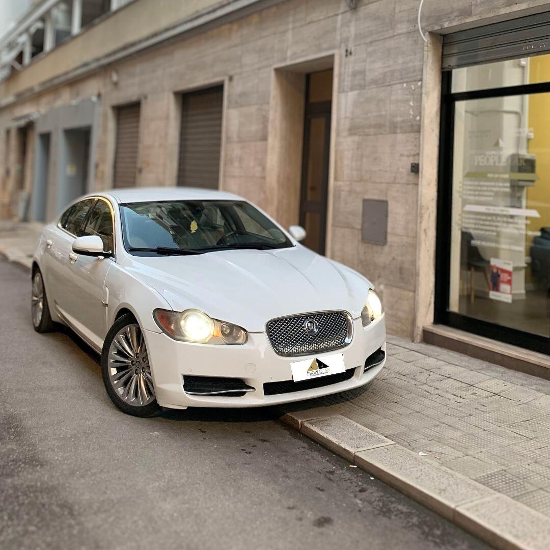 Jaguar XF 3.0 V6 Luxury