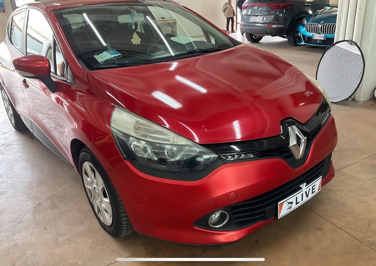 Renault Clio 1.2 75CV 5 porte Wave