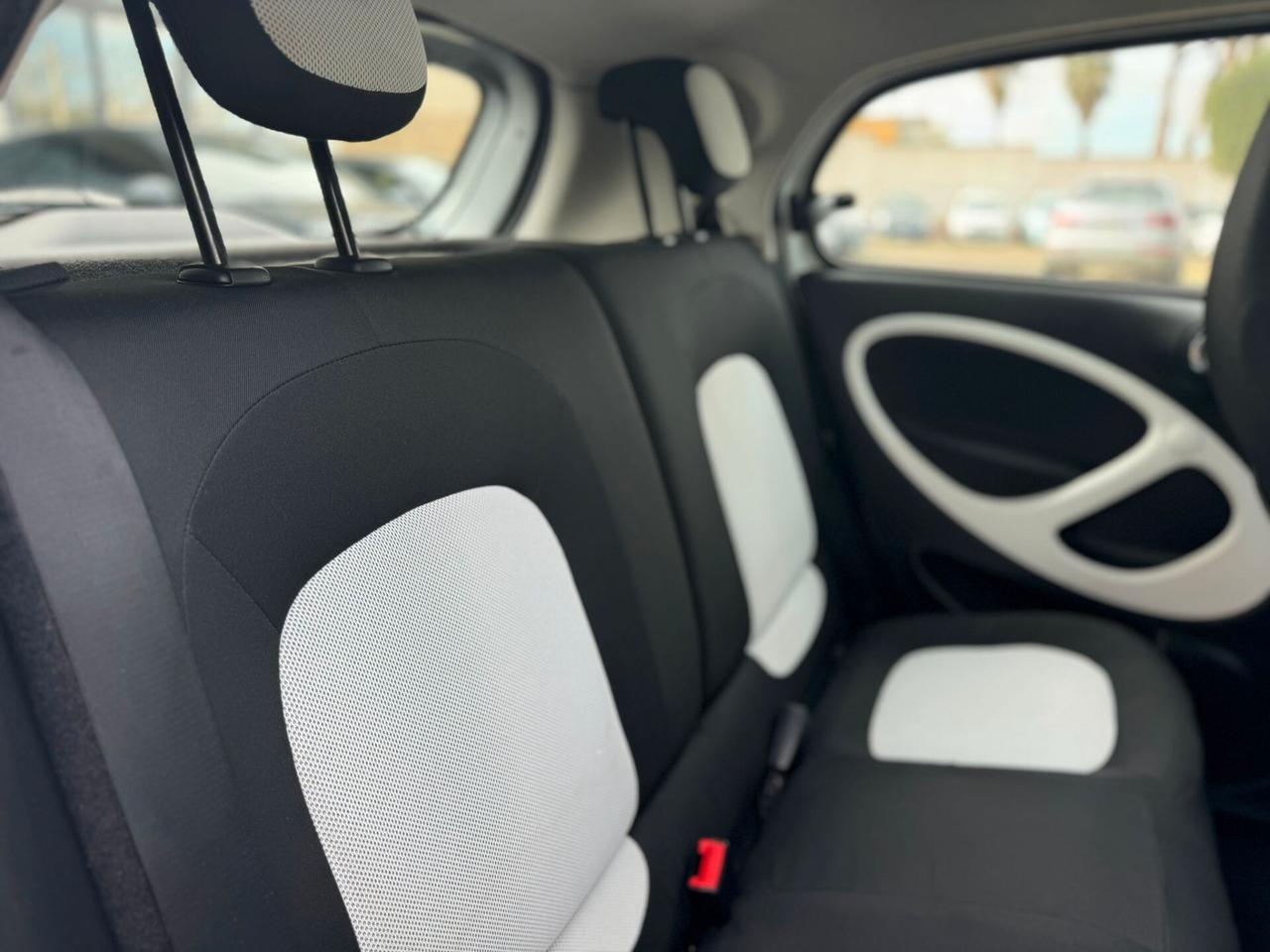 Smart ForFour 70 1.0 Passion