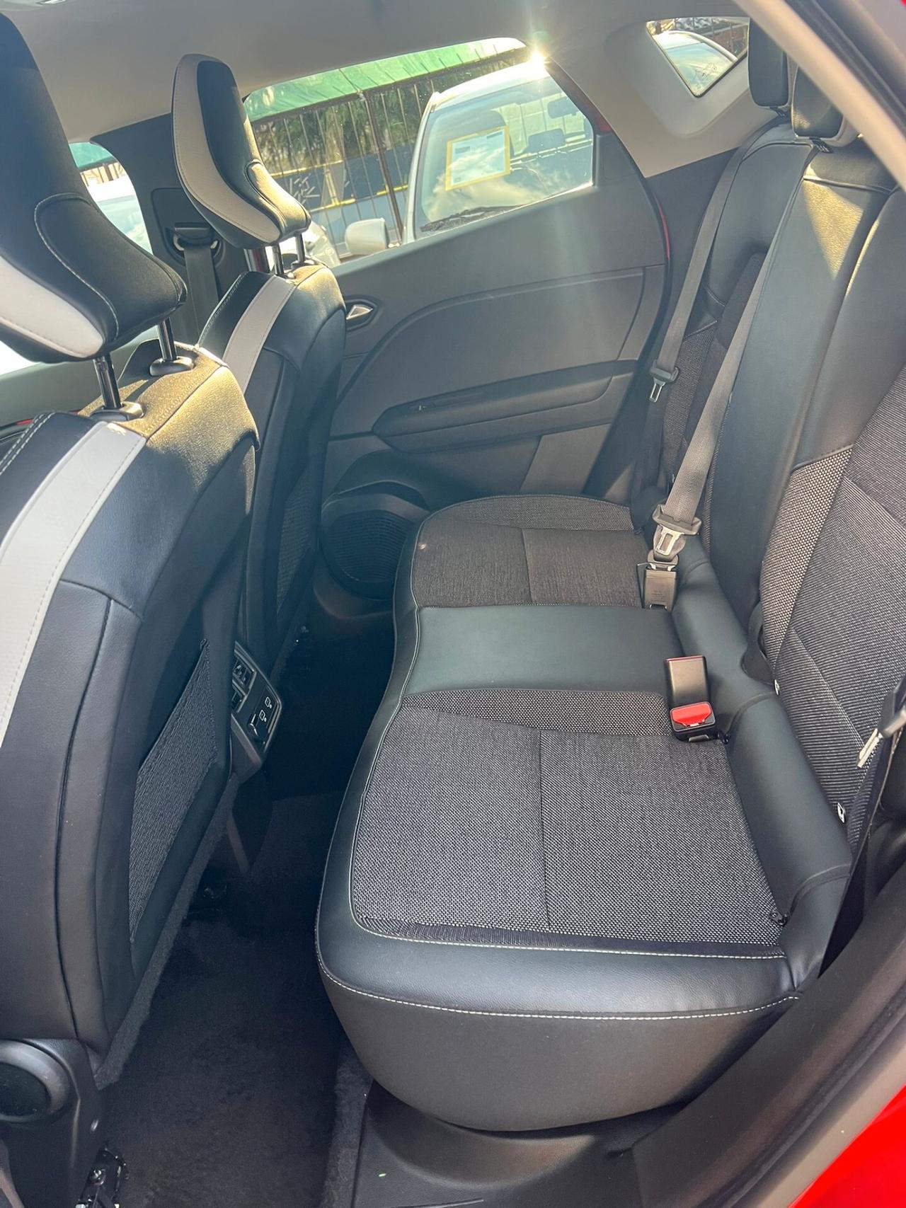 Renault Captur Full Hybrid E-Tech 145 CV Rive Gauche