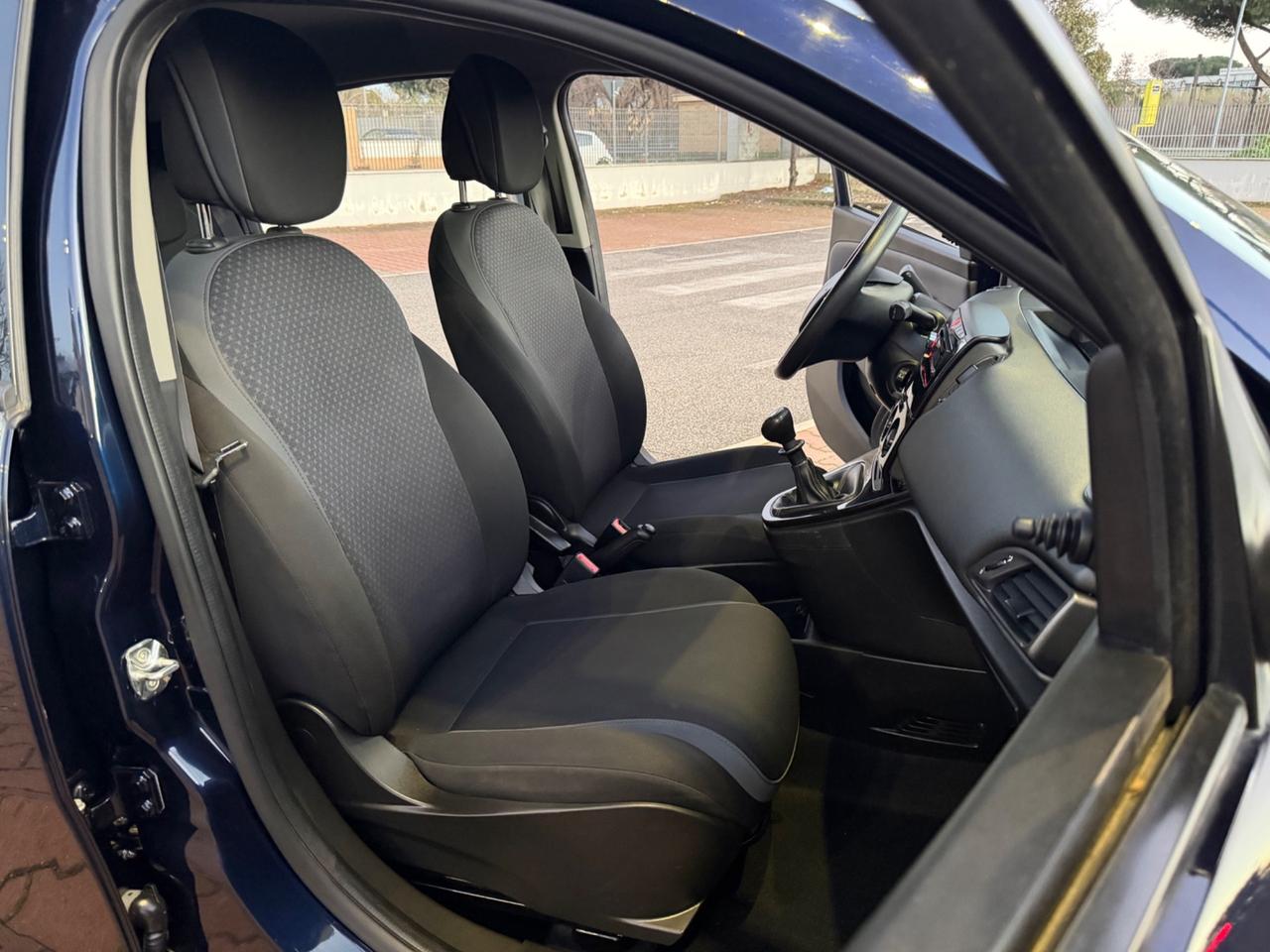 Lancia Ypsilon 1.2 GPL Ecochic Silver