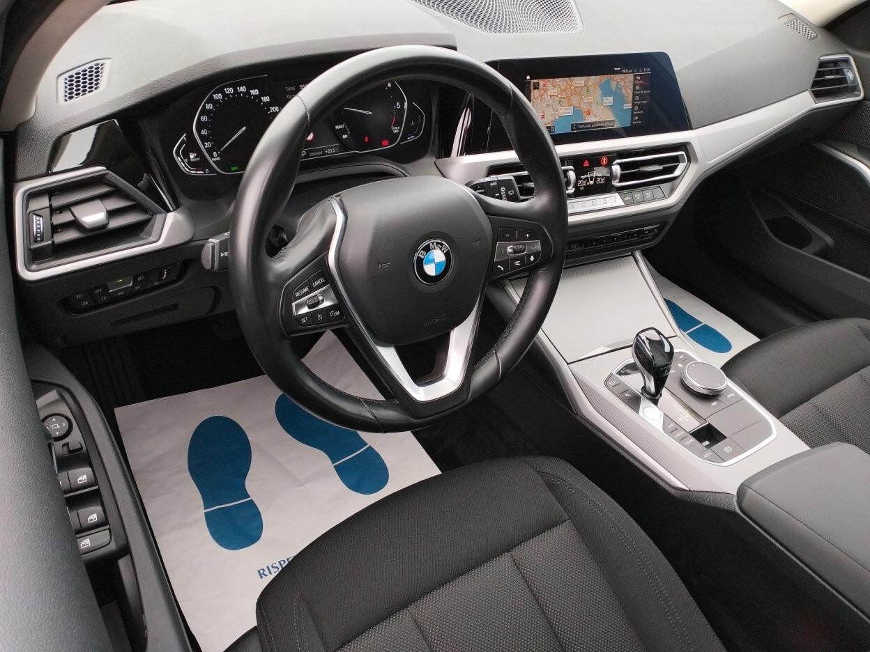 BMW 320 d Touring mhev 48V auto - IVA ESPOSTA