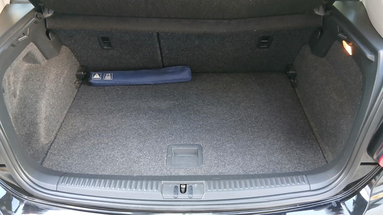 Volkswagen POLO 1.4 TDI PARI AL NUOVO