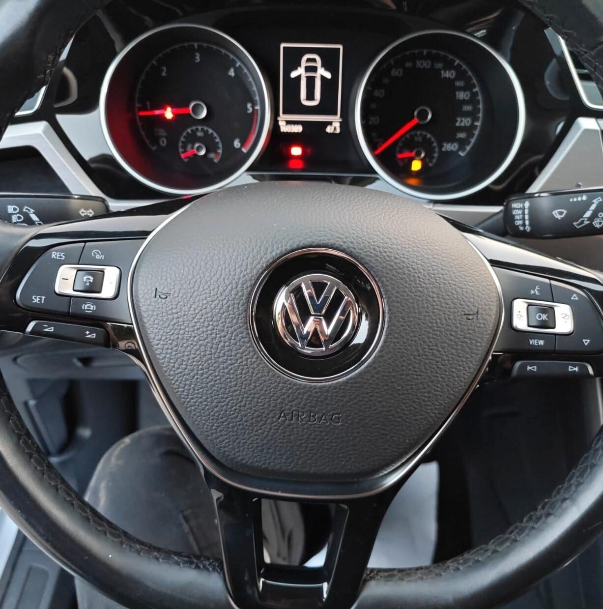 Volkswagen Touran 1.6 TDI 115 CV SCR DSG Comfortline BlueMotion Tech.