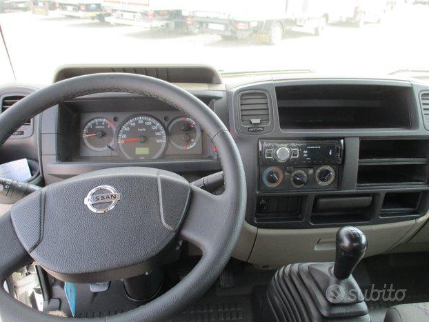 Nissan Cabstar 35-13 2.5 130CV CASSONE FISSO DA 4.