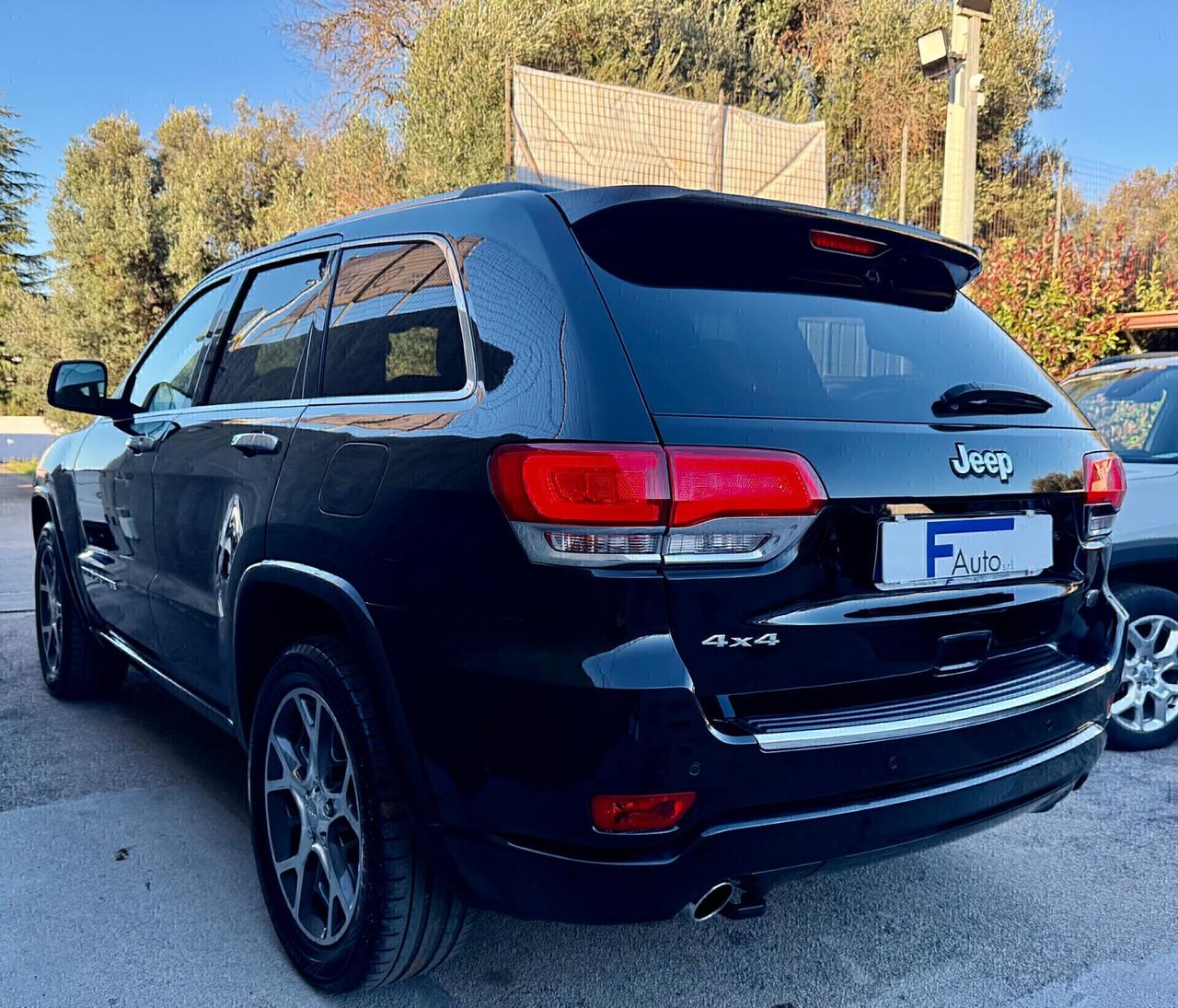 Jeep Grand Cherokee 3.0 V6 CRD 250 CV Multijet II OVERLAND