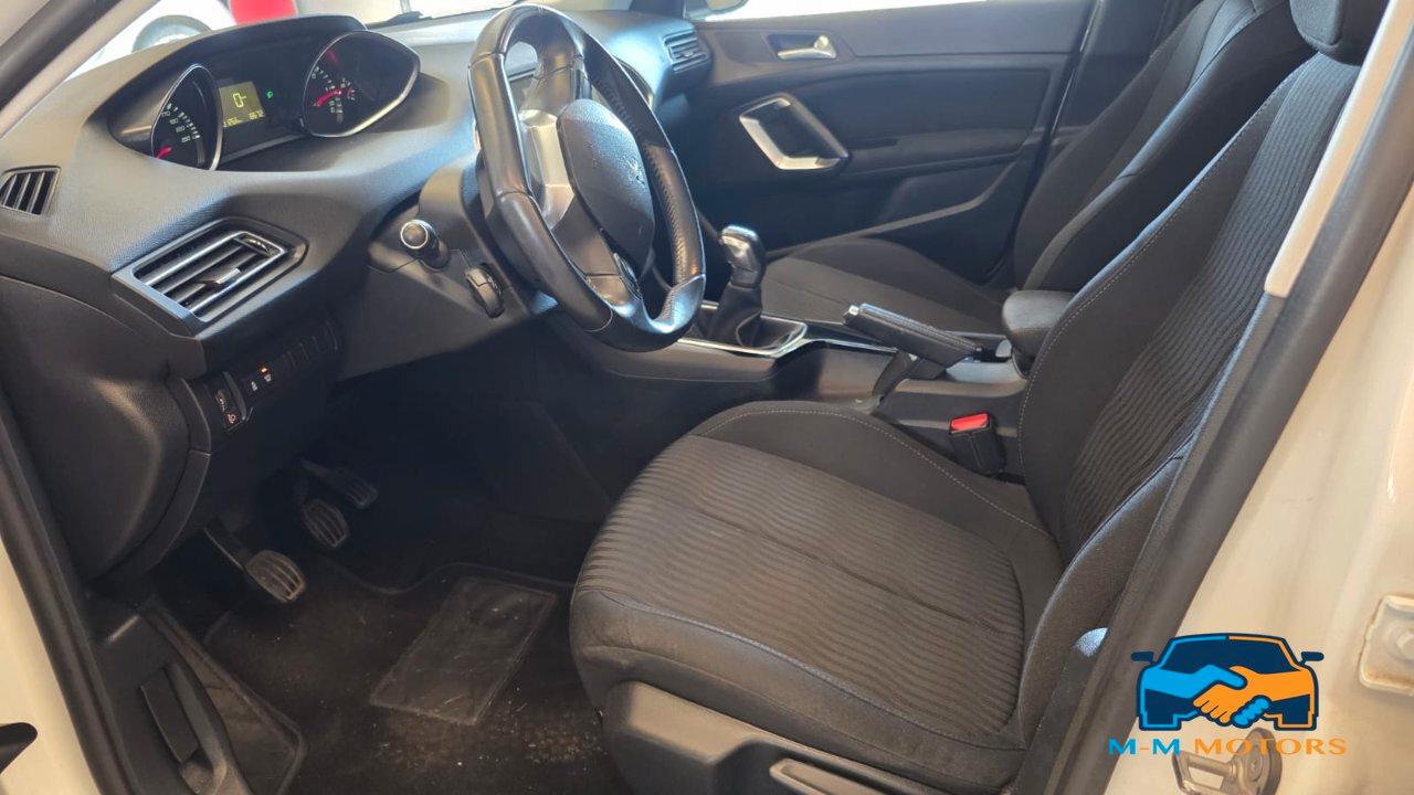 Peugeot 308 5 Porte 308 5p 1.6 hdi 8v Business 92cv fap