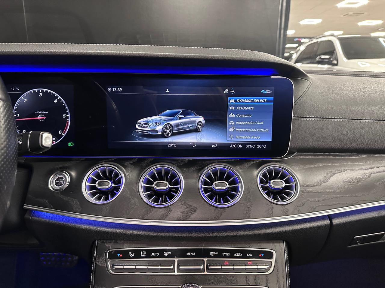 Mercedes-Benz E 220 E Cabrio 220 d Premium Plus auto