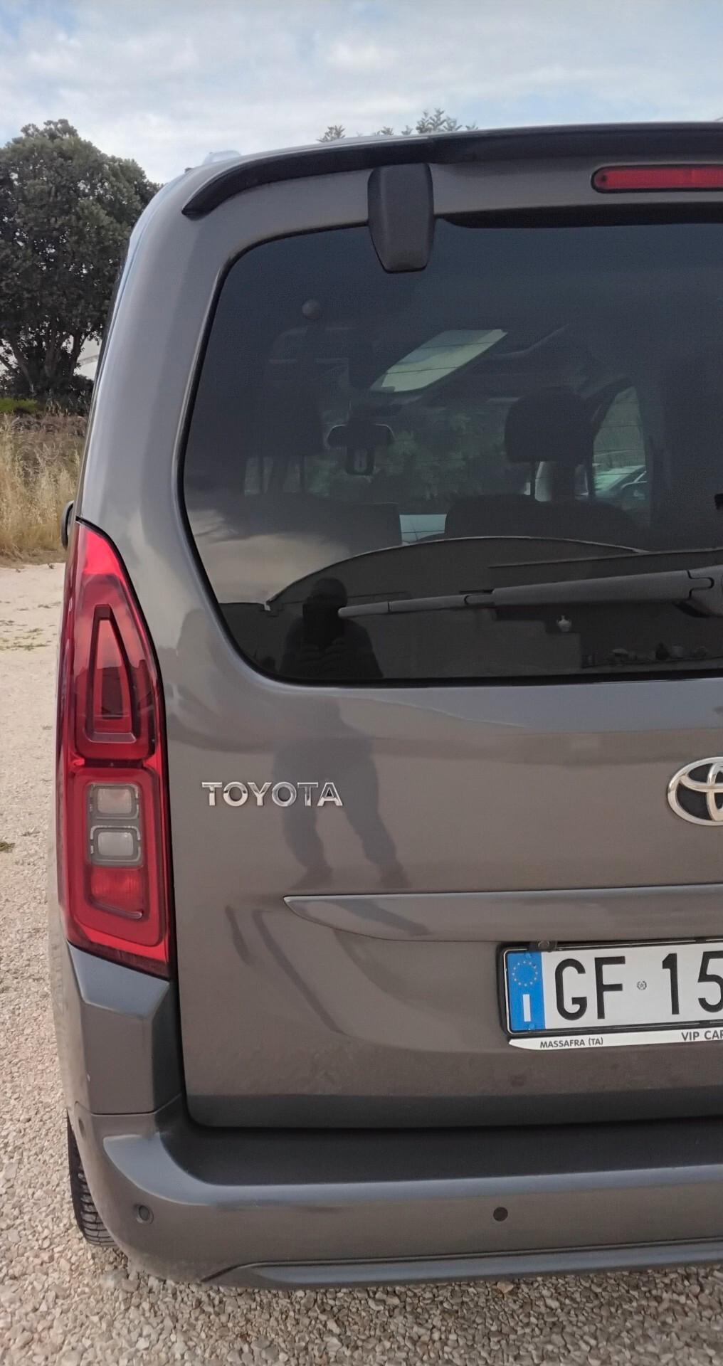 Toyota Proace Verso 1.5D L0 D Luxury