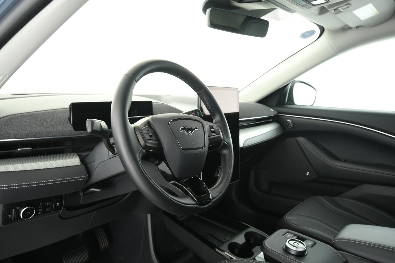 FORD Mustang Mach-e standard range rwd 269cv auto