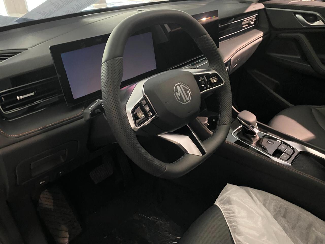 Mg HS 1.5 Hybrid+ Luxury