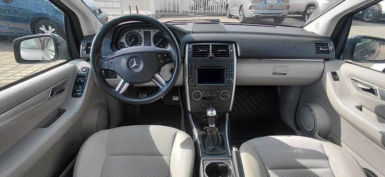 Mercedes-benz B 200 CDI Premium