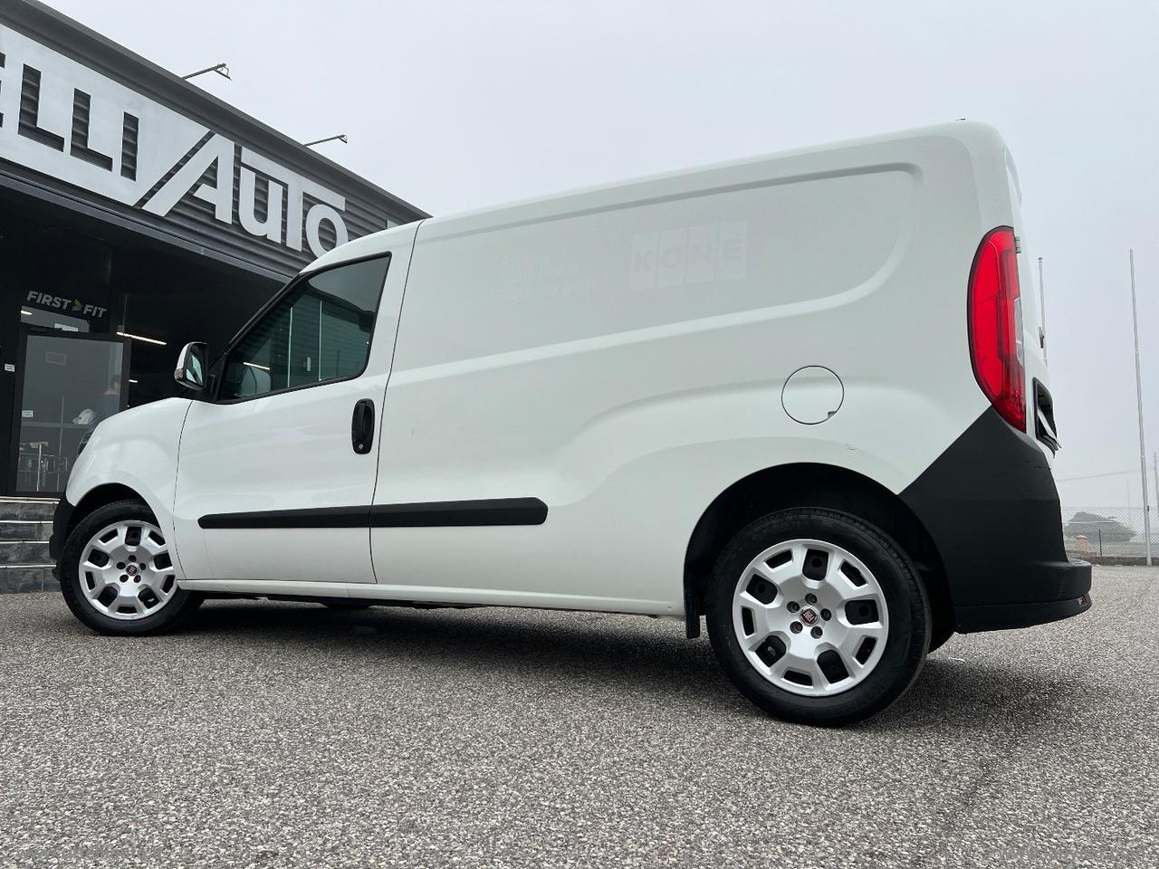 Doblò 1.6MJT 105 PL-TN Cargo Maxi Lam.SX