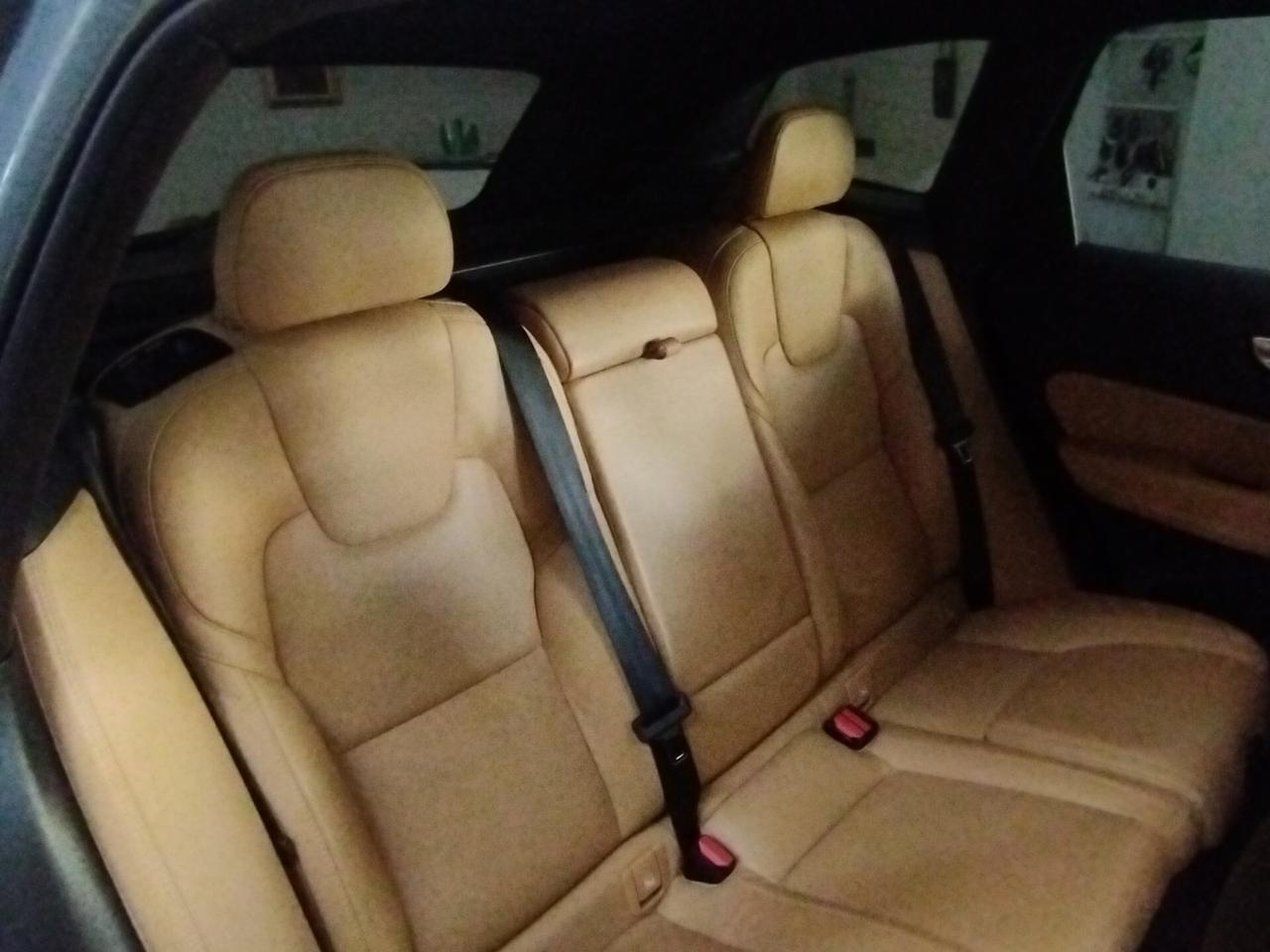 Volvo XC 60 XC60 B4 (d) automatico Plus Bright AUTOCARRO 5 POSTI