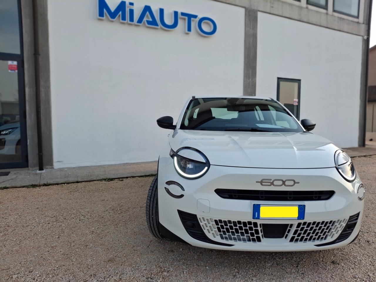 Fiat 600 Hybrid 110 CV DCT MHEV La Prima