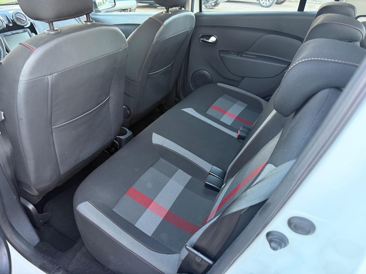 Dacia Sandero Stepway 1.5 Blue dCi 95 CV Techroad