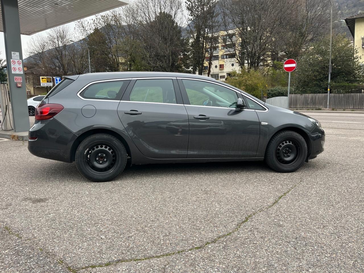 Opel Astra 1.4 Turbo 140CV Sports Tourer Cosmo