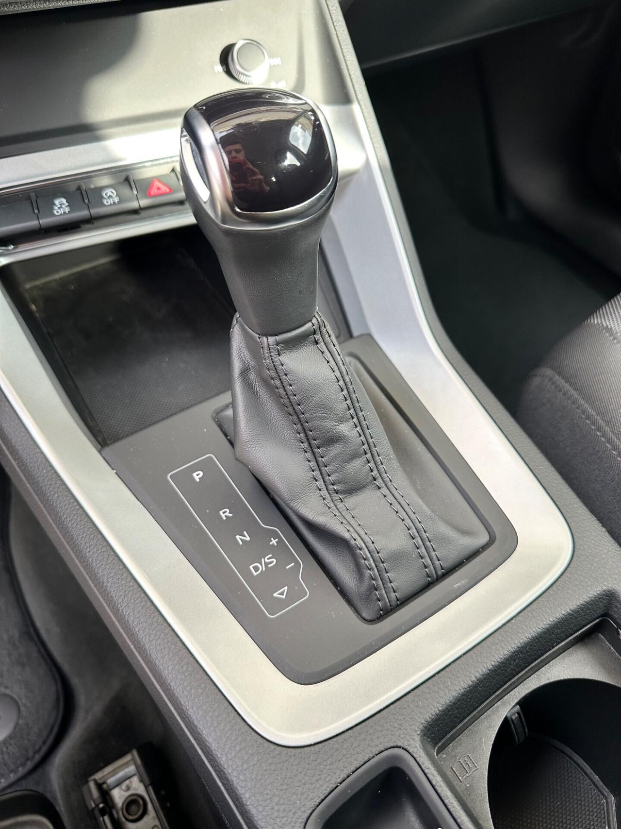 Audi Q3 35 TDI quattro S tronic Business Advanced